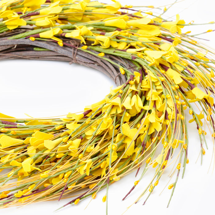 Red Co. 19-Inch Yellow Jasmine Wreath - All Year Natural Dried Floral Decor