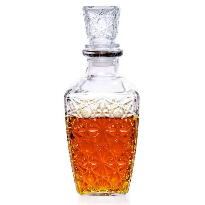 Traditional Crystal Clear Glass Decanter with Airtight Stopper, Decorative Bottle Carafe