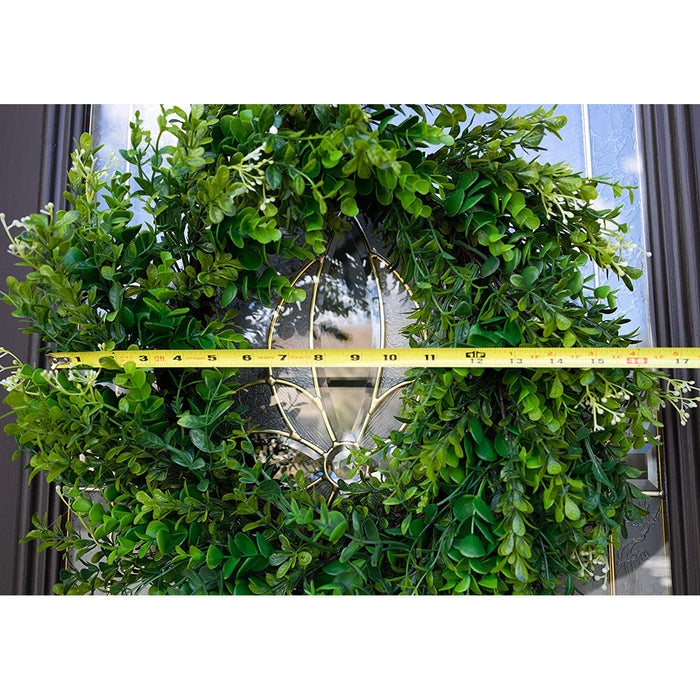 Red Co. 16" Classic Boxwood, Artificial Spring & Summer Wreath, Door Backdrop Ornaments, Home Décor Collection